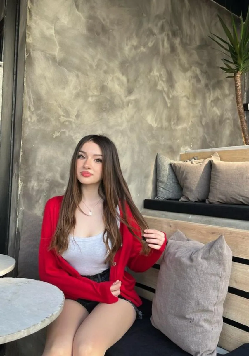 Derya - Zeytinburnu Escort