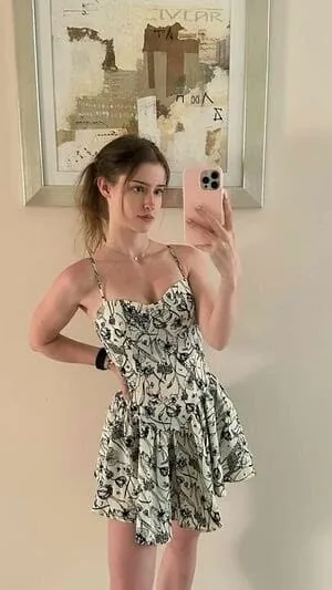 Nazlı - Zeytinburnu Escort