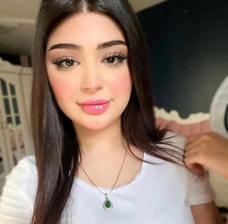 Ceren - Zeytinburnu Escort