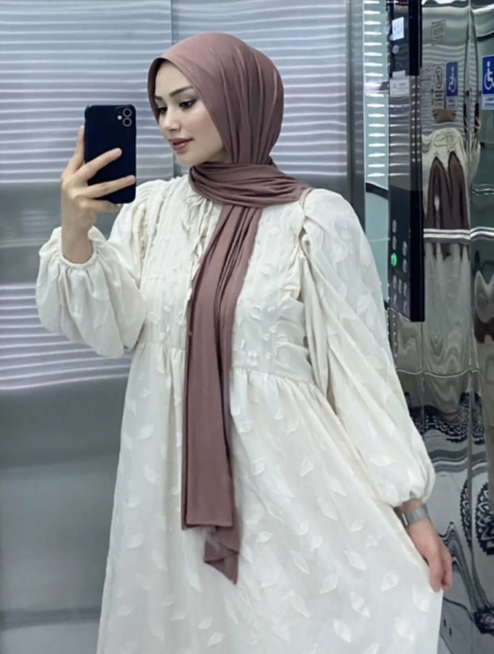 Gamze - Zeytinburnu Escort