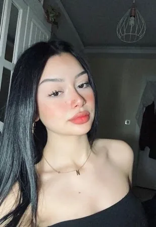 Melike - Zeytinburnu Escort