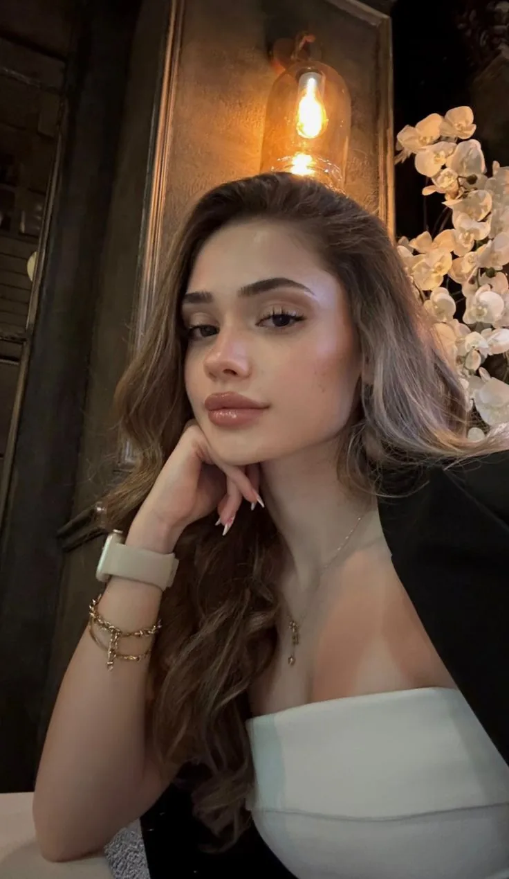 Selen - Zeytinburnu Escort